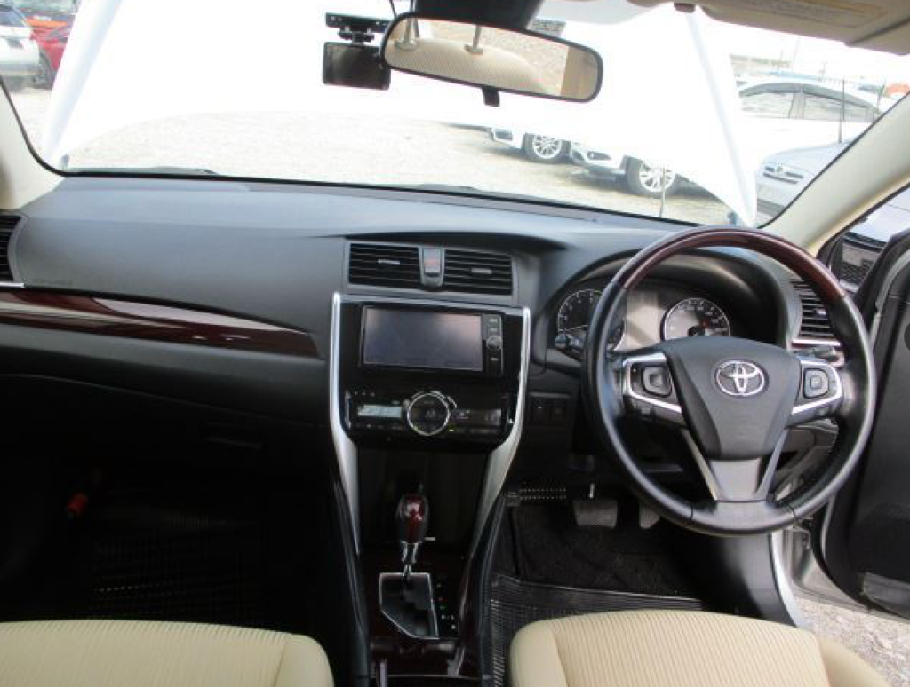 2016 DECEMBER TOYOTA PREMIO 1.8X EX PACKAGE